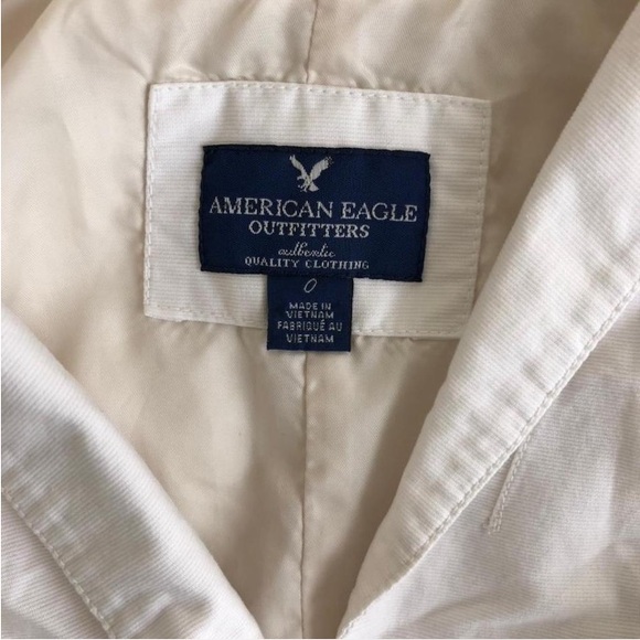 American Eagle Off-White Vest - Picture 2 of 3